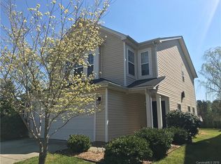 1048 Kings Mountain Ln, Gastonia, NC 28054