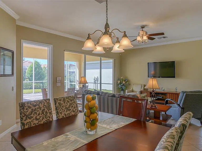 1498 Ernesto Dr — Photo 13