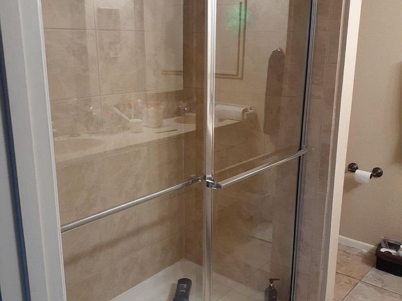 4th image of 1715 W Midvale Village Dr