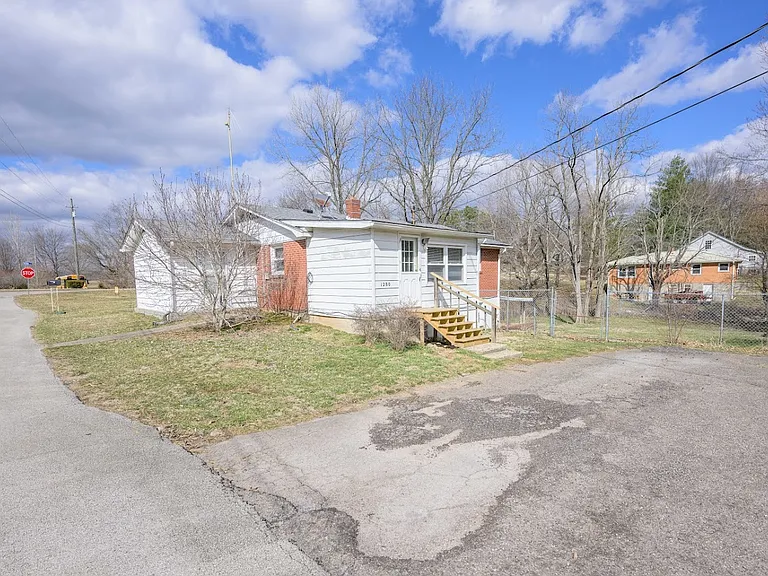1280 W Vine St — Photo 15