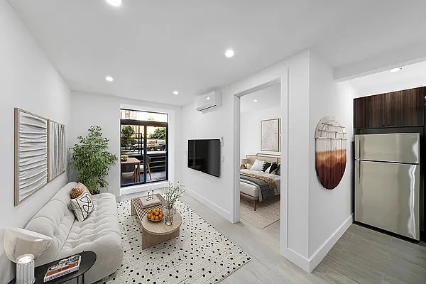 Rented by Freestone Property Group | media 10