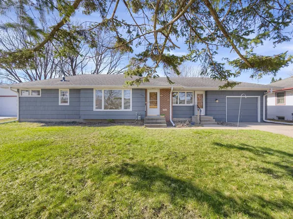 1998 Glen Paul Ave, Arden Hills, MN 55112