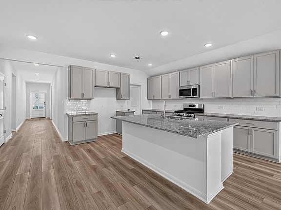 2nd image of 4006 Wynn Rd