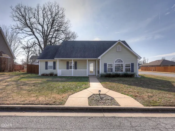 4516 W 27th St, Joplin, MO 64804