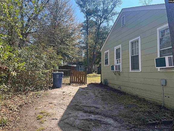 5th image of 704 S Bonham Rd