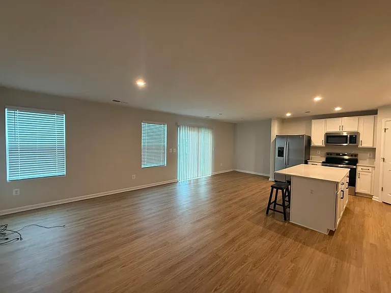 106 Empire Ln — Photo 11