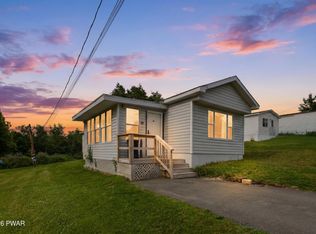 12 Mountain Laurel Vlg #12, Moscow, PA 18444