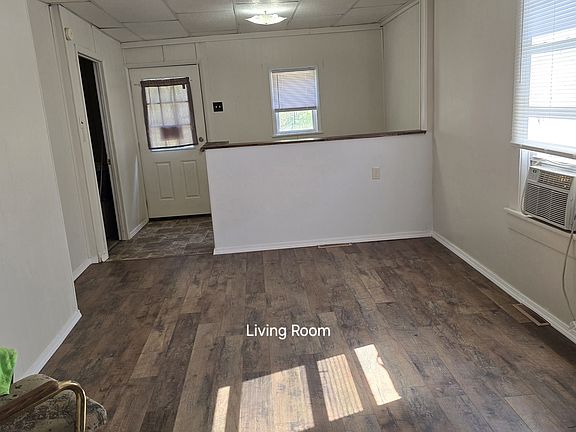 2nd image of 514 Palatine Ave