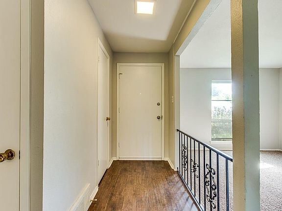 4th image of 3605 Mosswood Dr