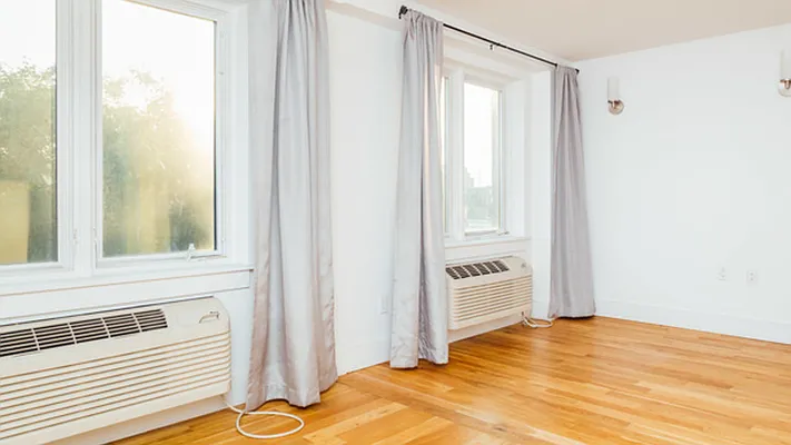 Rented by Nooklyn NYC LLC | media 58