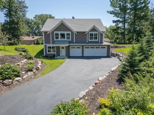 85 Maple Island Rd, Lakeville, MN 55044