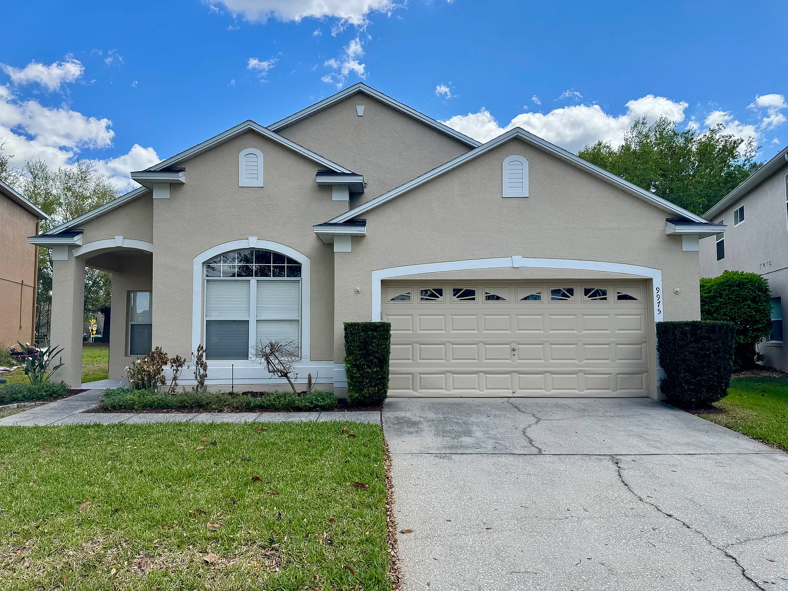4 bed, 2004 sqft, $2,950 — Photo 1