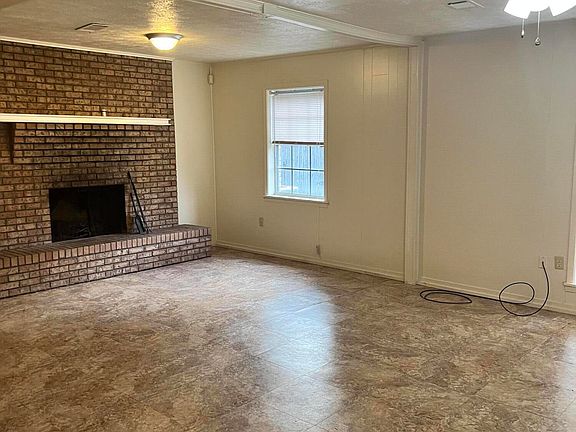 3rd image of 123 Sharon Hills Dr