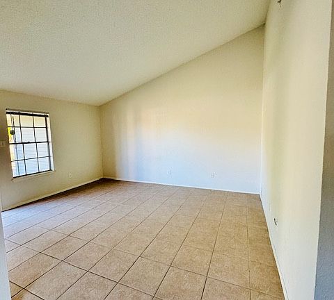 3rd image of 2130 Andover Dr