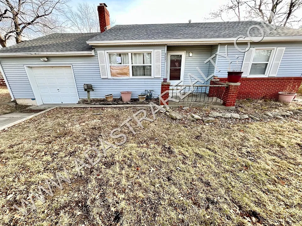 8009 Spring Valley Rd