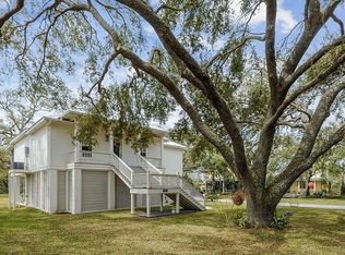 125 Terrace Ave, Pass Christian, MS 39571