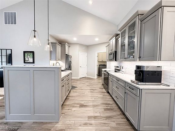 4th image of 4300 Westford Pl Unit 10B