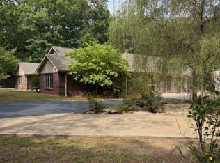 1301 Quapaw Dr, Redfield, AR 72132