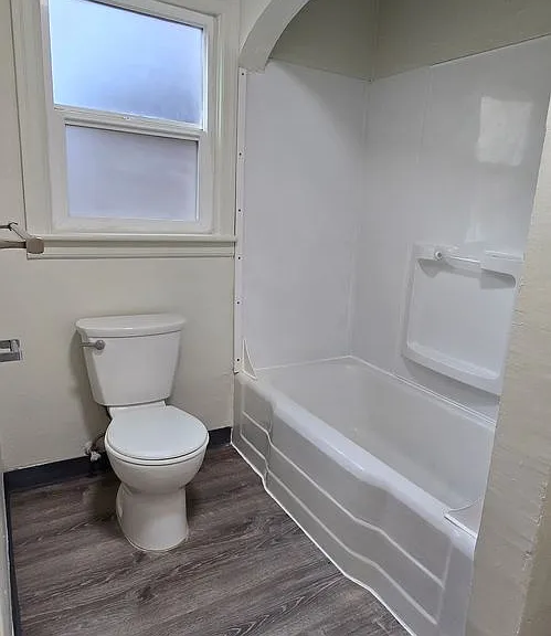 482 E 16th Ave #1-5 — Photo 4