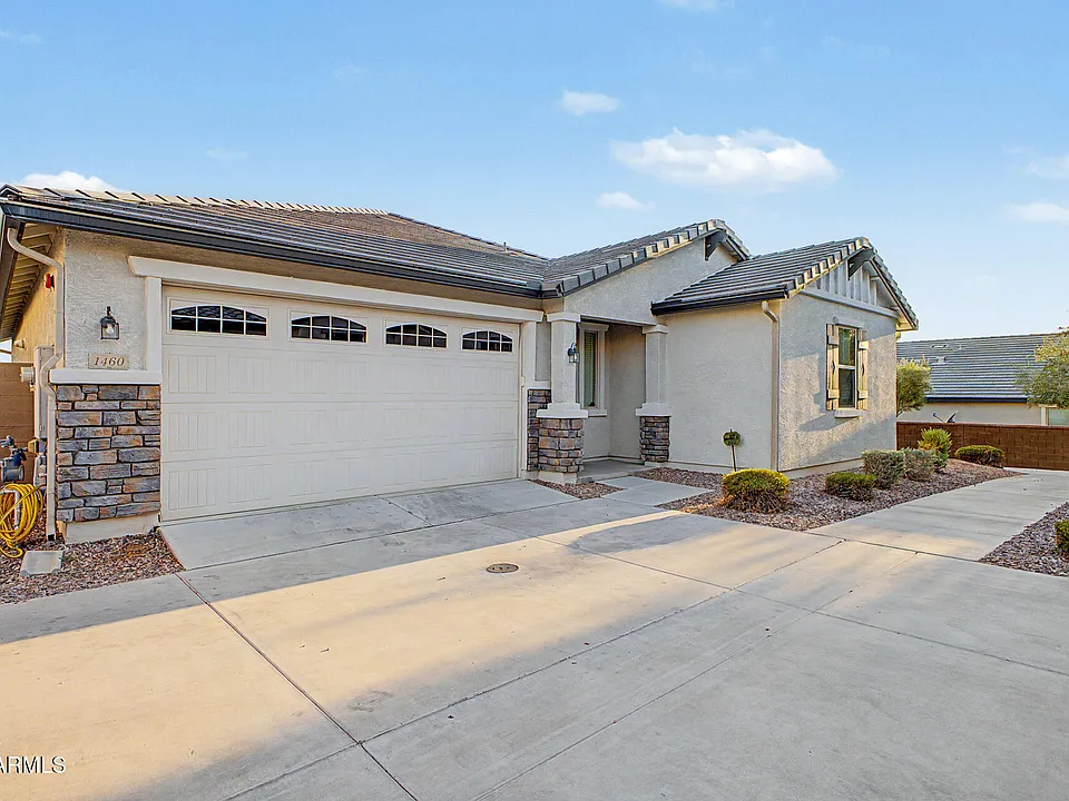 1460 N Banning