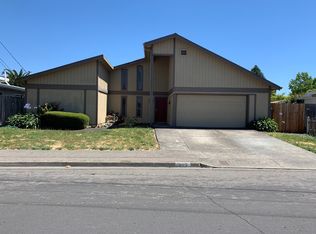 343 Bonnie Ave, Rohnert Park, CA 94928