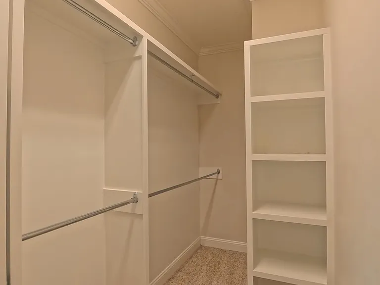 7266 Creek Ridge Rd — Photo 15