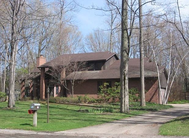1st image of 6319 Shadyside #N430