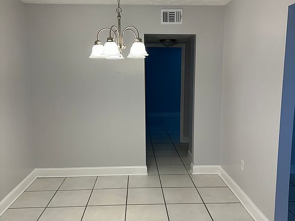 3rd image of 5201 Atlantic Blvd Unit 127
