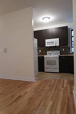 1st image of 556 W 185th St #1A