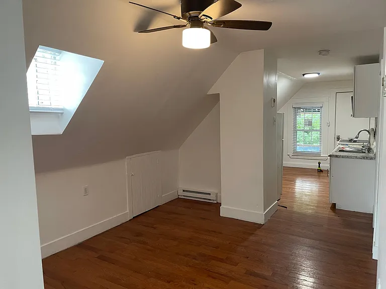 212 Park Ave #3 — Photo 1