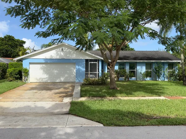 12157 Sycamore Ln, Wellington, FL 33414