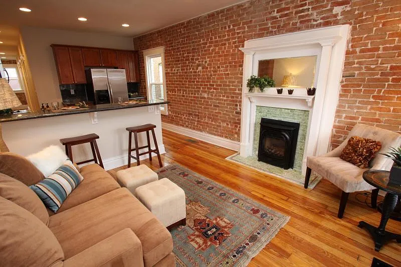716 S Grant St — Photo 3