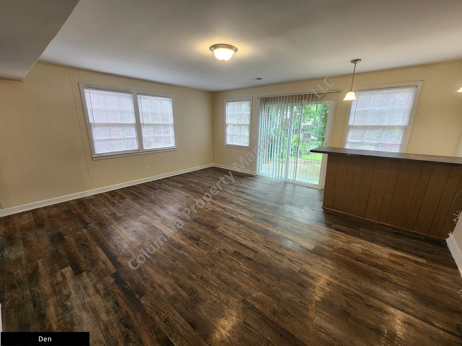 4 bed, 1965 sqft, $1,650 — Photo 2