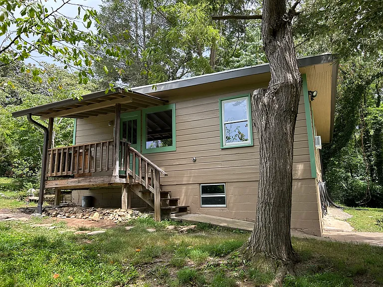 14 Bear Creek Pl — Photo 4