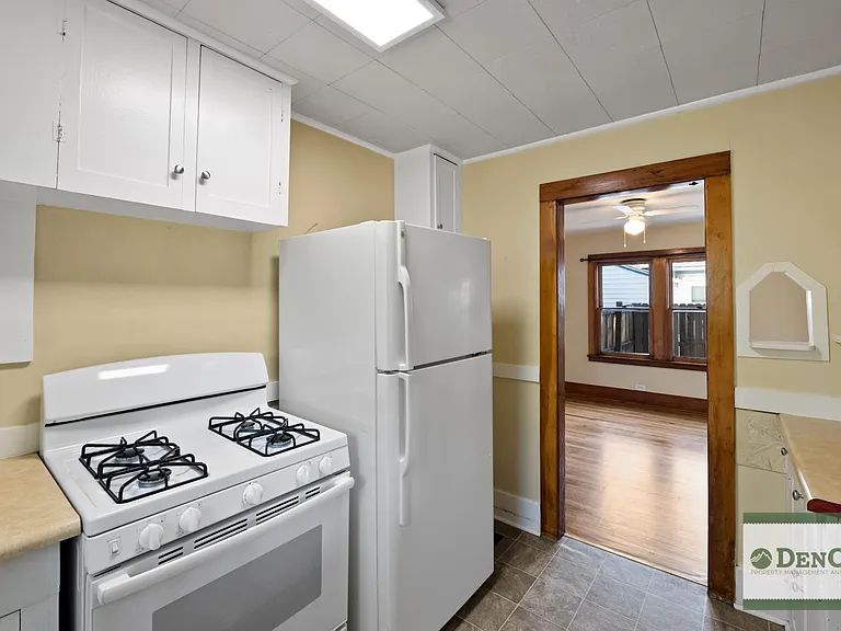 2251 S Williams St — Photo 15