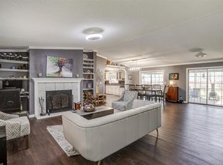 1303 Speedway Dr, Rhome, TX 76078