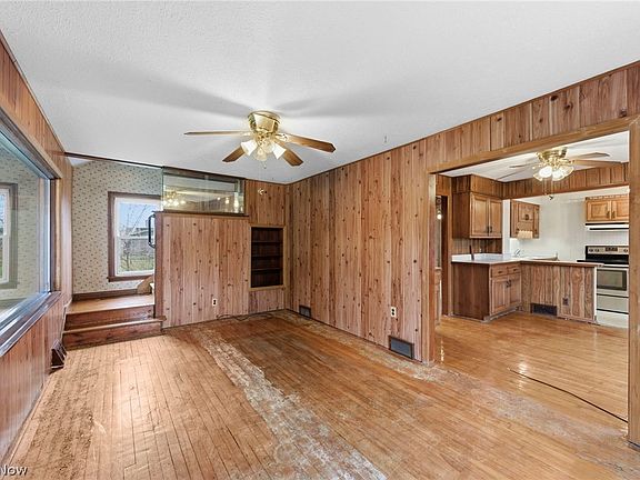 4th image of 393 Craggy Creek Dr