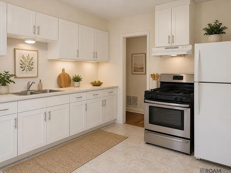 1240 Aberdeen Ave — Photo 4