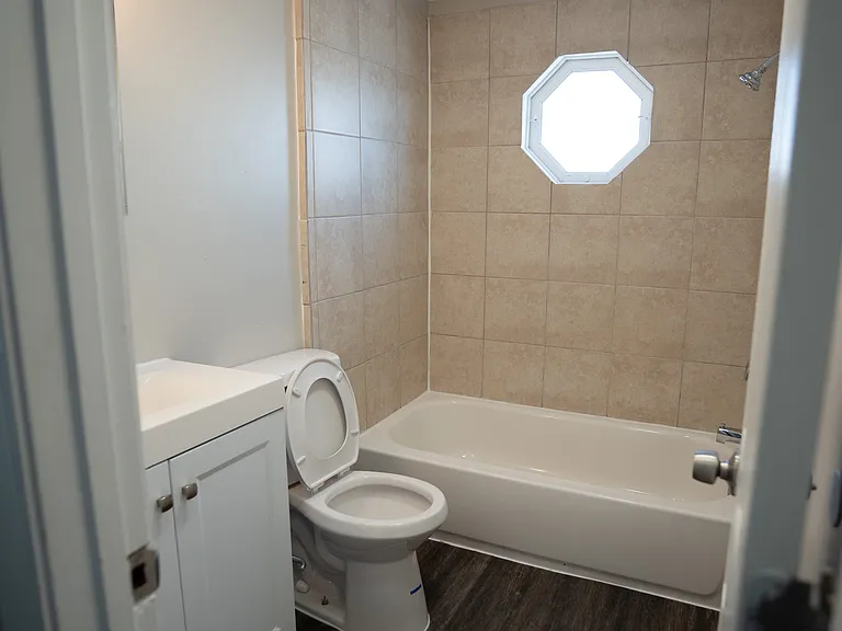 4219 Morrison Ct — Photo 9