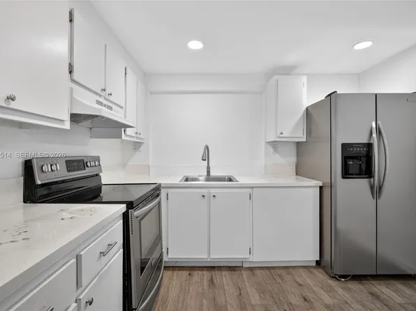 9091 Lime Bay Blvd APT 107, Tamarac, FL 33321