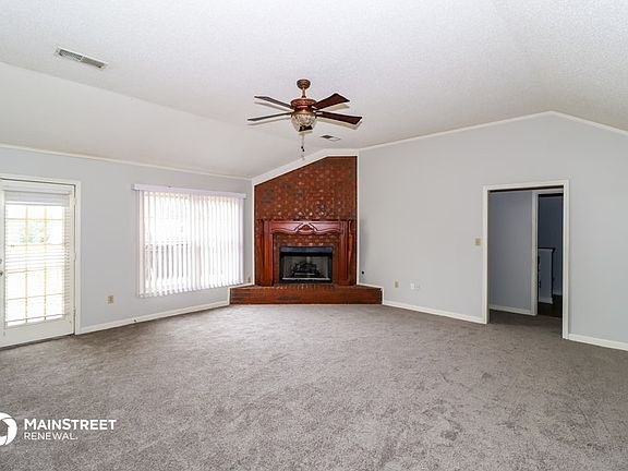 4th image of 2639 Country Glade Dr