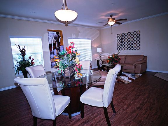 3rd image of 11303 Weston Pointe Dr APT 304