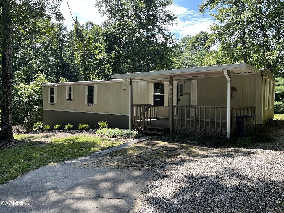 1st image of 255 Dartmoor Dr