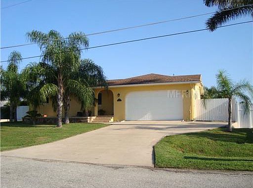 1st image of 610 Sturgeon Pl