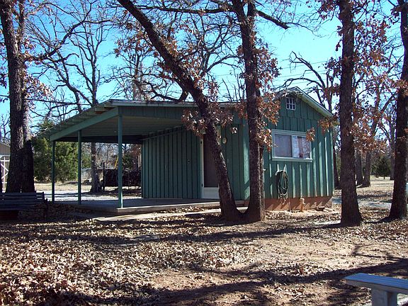 Well House with 1 car carpor