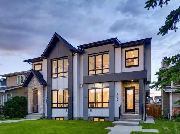 2622 30th St SW, Calgary, AB T3E 2M2