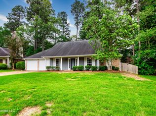 1519 Huntington Pl, Ridgeland, MS 39157