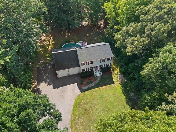 3rd image of 70 South Bow Road