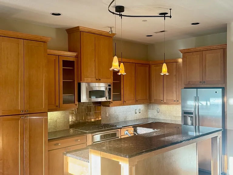 10554 SW Windwood Way — Photo 8