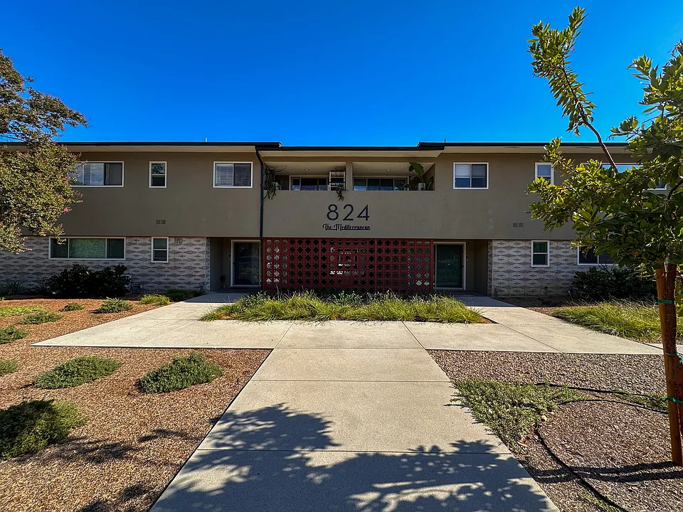 825 Arcadia Ave #AB